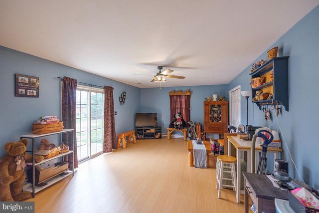 16903 CAVALRY DR, Williamsport, MD 21795