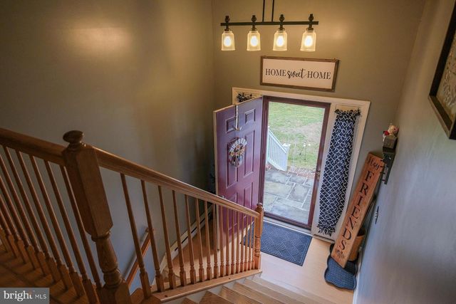 16903 CAVALRY DR, Williamsport, MD 21795
