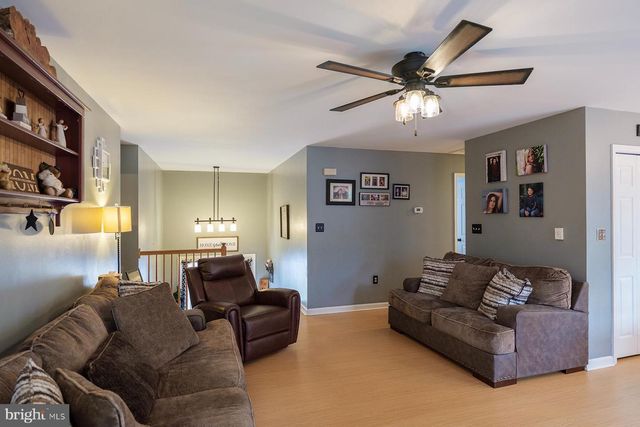 16903 CAVALRY DR, Williamsport, MD 21795