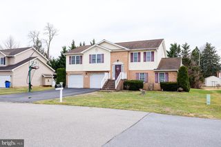 16903 CAVALRY DR, Williamsport, MD 21795
