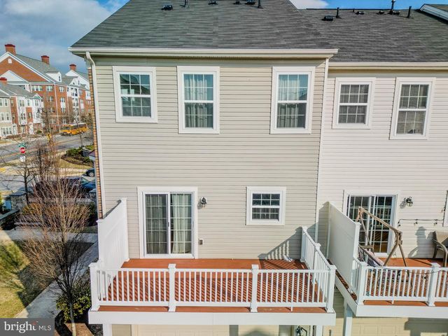 7810 QUIDDITCH LN, Elkridge, MD 21075