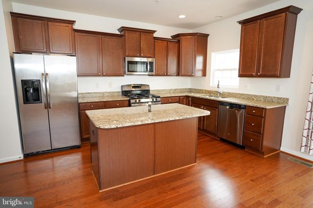 7810 QUIDDITCH LN, Elkridge, MD 21075