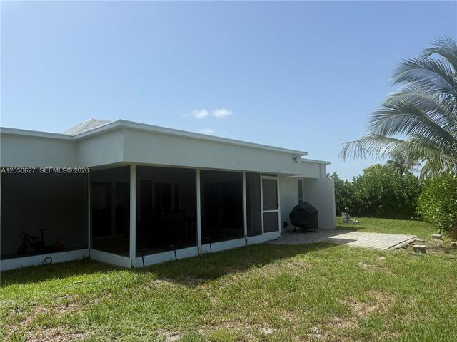 4708 Bayberry Ln, Tamarac, FL 33319