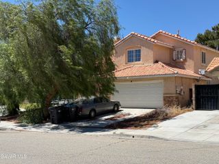 5539 Tamarack Lane, Palmdale, CA 93552
