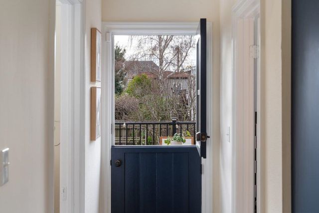 1008 Pacific Ave, Alameda, CA 94501