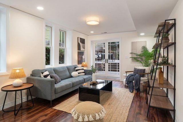 1008 Pacific Ave, Alameda, CA 94501