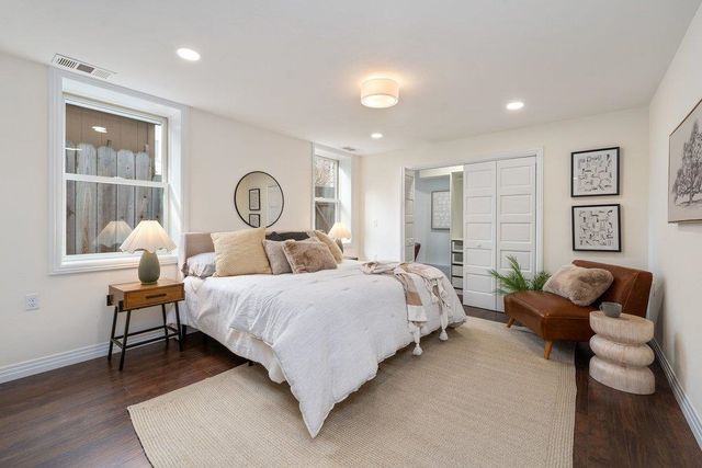 1008 Pacific Ave, Alameda, CA 94501