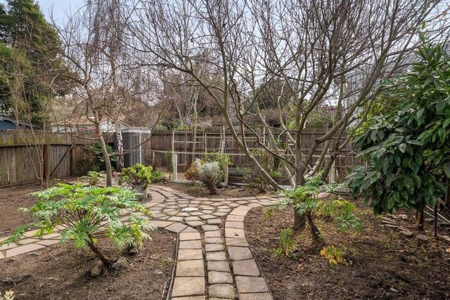 1008 Pacific Ave, Alameda, CA 94501