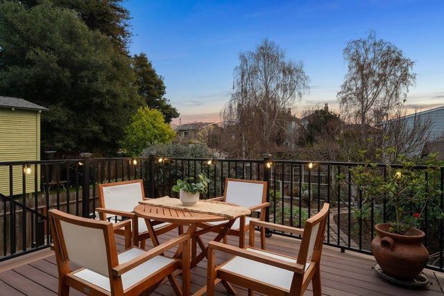 1008 Pacific Ave, Alameda, CA 94501