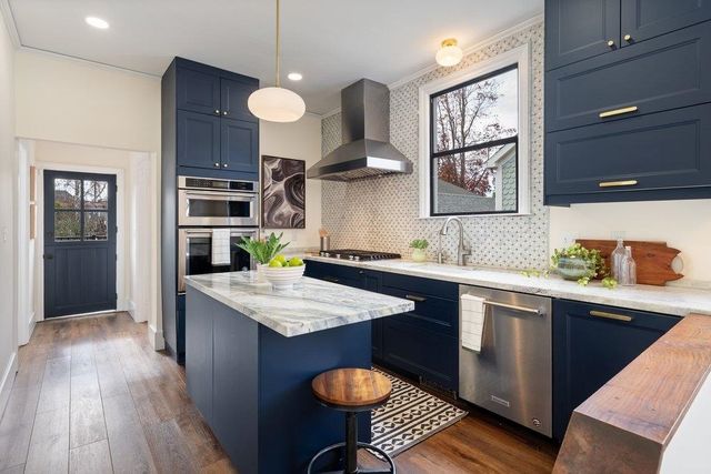 1008 Pacific Ave, Alameda, CA 94501