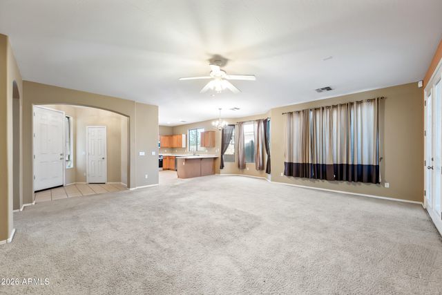 10870 W CHASE Lane, Avondale, AZ 85323