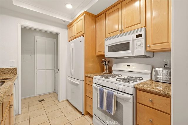 2567 Plaza Del Amo 108, Torrance, CA 90503