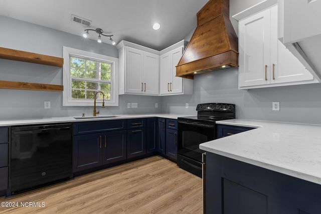 75 Riviera Lane, Sanford, NC 27332