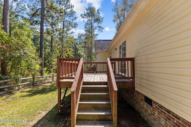 75 Riviera Lane, Sanford, NC 27332