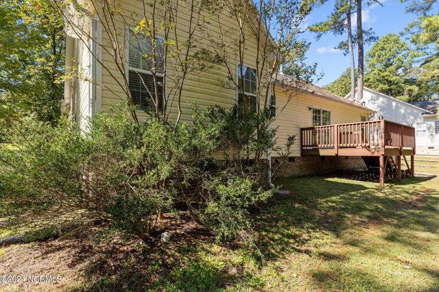 75 Riviera Lane, Sanford, NC 27332