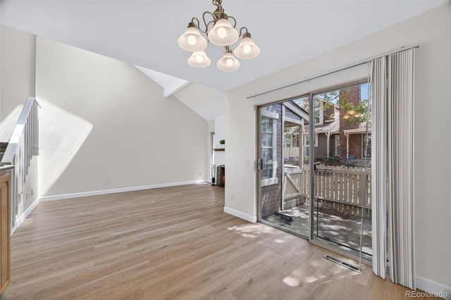 1990 S Helena Street E, Aurora, CO 80013