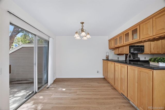 1990 S Helena Street E, Aurora, CO 80013