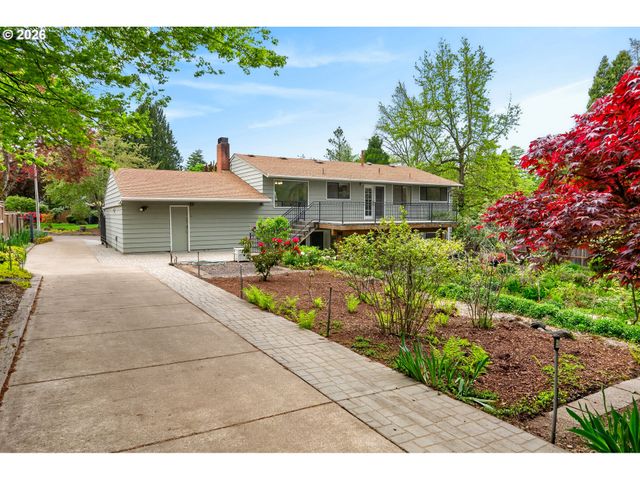 12040 Sw 116TH Ave, Tigard, OR 97223