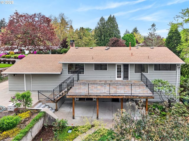 12040 Sw 116TH Ave, Tigard, OR 97223