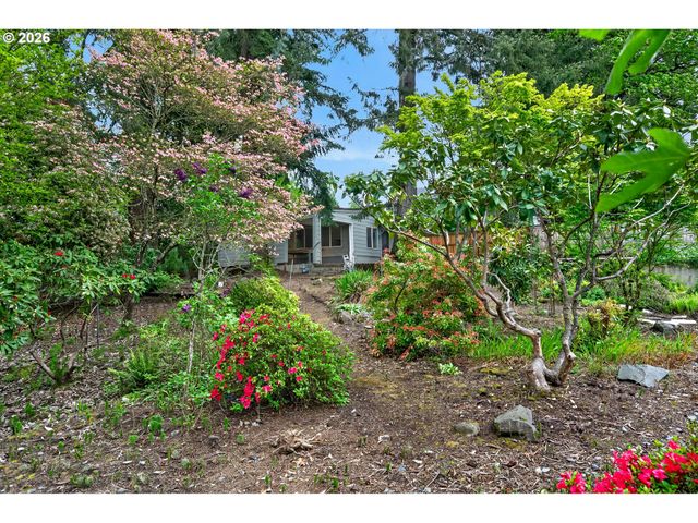 12040 Sw 116TH Ave, Tigard, OR 97223