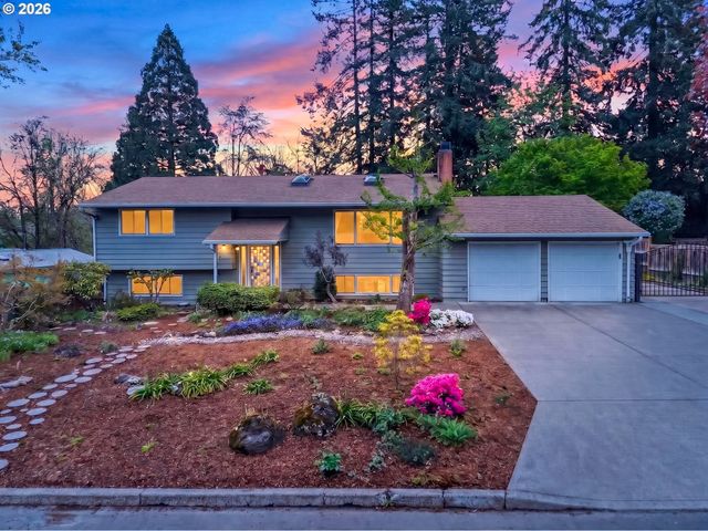 12040 Sw 116TH Ave, Tigard, OR 97223