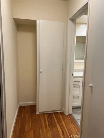 265 N Oakland Avenue 6, Pasadena, CA 91101