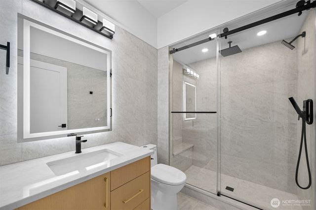 3953 Rock Ridge Pkwy, Anacortes, WA 98221