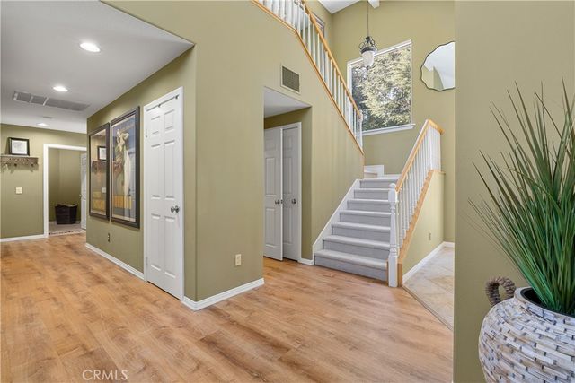 24587 Lola, Newhall, CA 91321