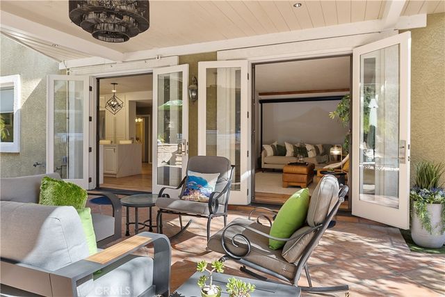 24587 Lola, Newhall, CA 91321