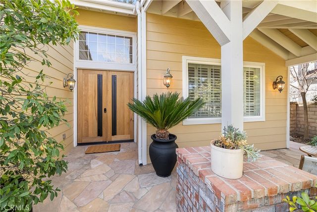 24587 Lola, Newhall, CA 91321