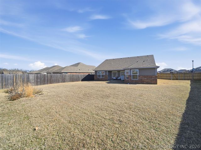 3917 W 103rd Court S, Jenks, OK 74037