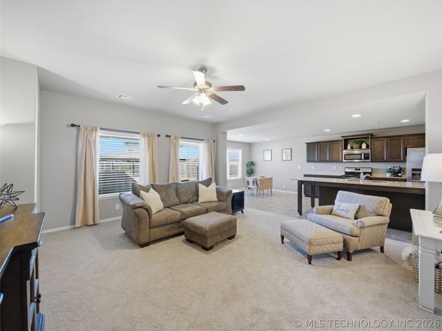 3917 W 103rd Court S, Jenks, OK 74037