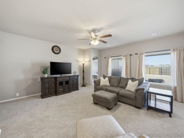 3917 W 103rd Court S, Jenks, OK 74037