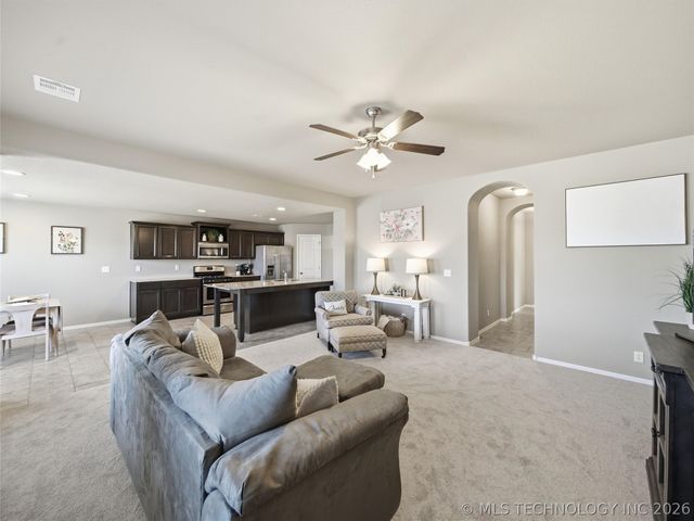 3917 W 103rd Court S, Jenks, OK 74037