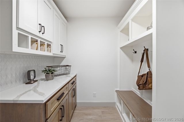 18236 S Clear Creek Court, Claremore, OK 74017