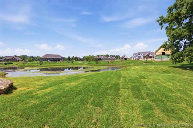 18236 S Clear Creek Court, Claremore, OK 74017
