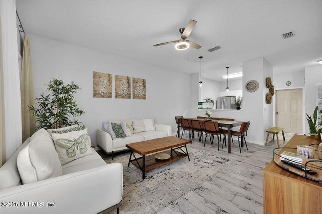 862 SOUTHERN CREEK Drive, Jacksonville, FL 32259