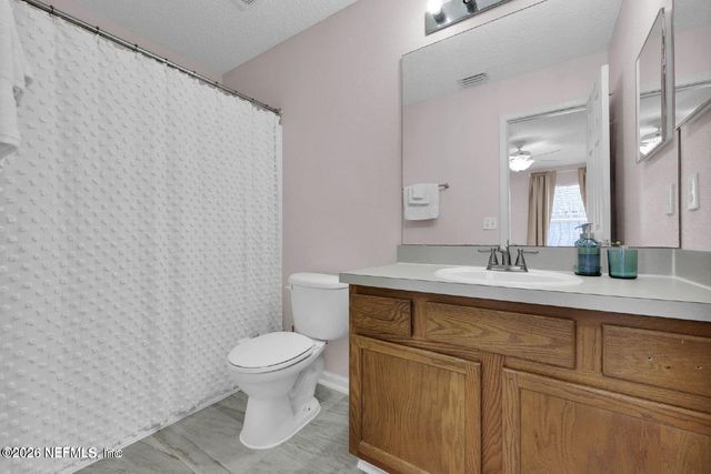 862 SOUTHERN CREEK Drive, Jacksonville, FL 32259