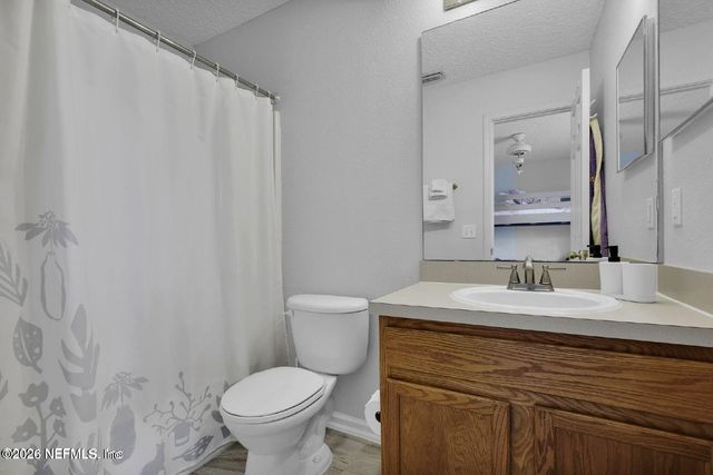 862 SOUTHERN CREEK Drive, Jacksonville, FL 32259