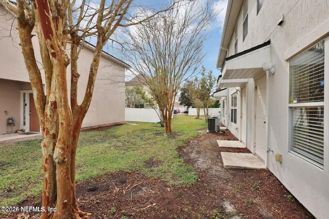 862 SOUTHERN CREEK Drive, Jacksonville, FL 32259