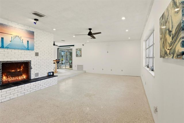 552 JUAN ANASCO DRIVE, Longboat Key, FL 34228