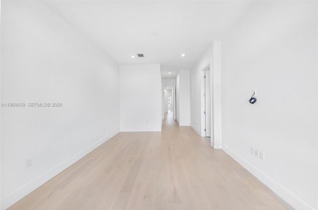 8120 NW 43rd St, Doral, FL 33166