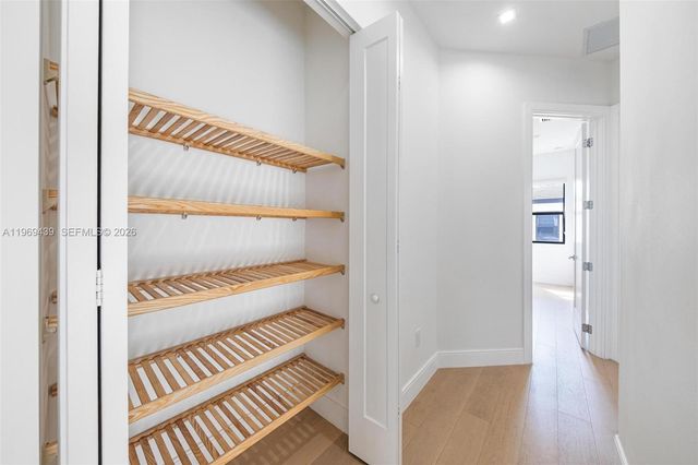 8120 NW 43rd St, Doral, FL 33166