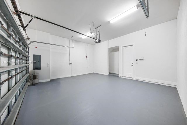 8120 NW 43rd St, Doral, FL 33166