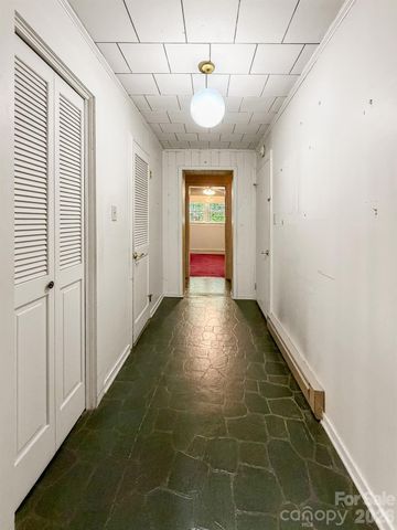 1401 E Union Street, Morganton, NC 28655
