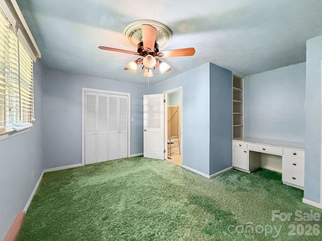 1401 E Union Street, Morganton, NC 28655