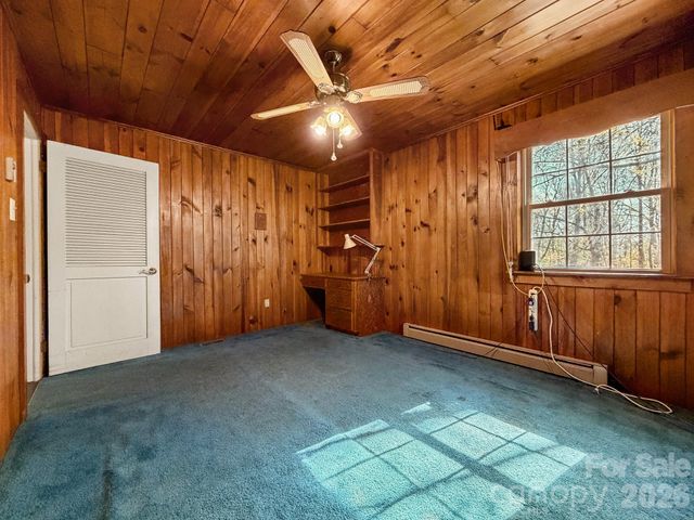 1401 E Union Street, Morganton, NC 28655