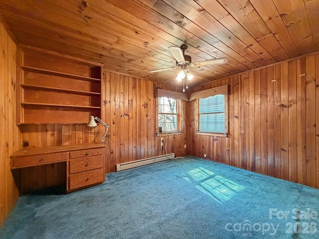 1401 E Union Street, Morganton, NC 28655