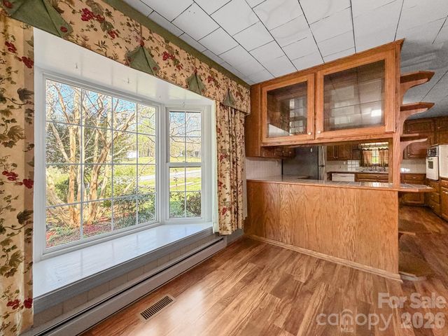1401 E Union Street, Morganton, NC 28655