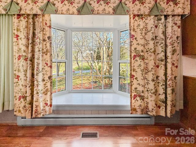 1401 E Union Street, Morganton, NC 28655